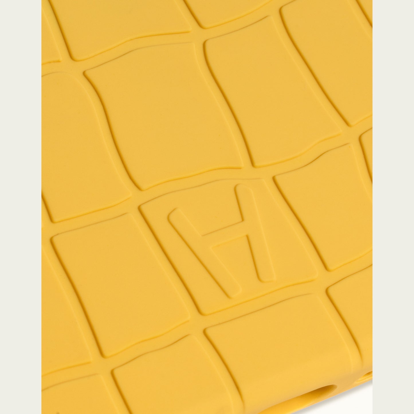 Jaune